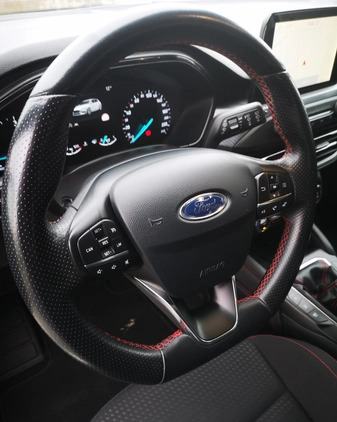 Ford Focus cena 67000 przebieg: 149000, rok produkcji 2019 z Leszno małe 631